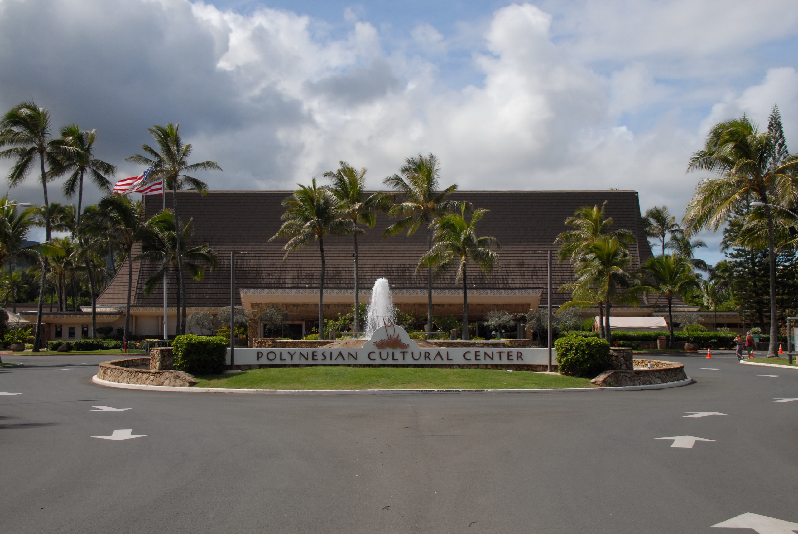 Loha Center O`ahu: The Hoaloha Tour – Day 2: Polynesian Cultural Center Part I